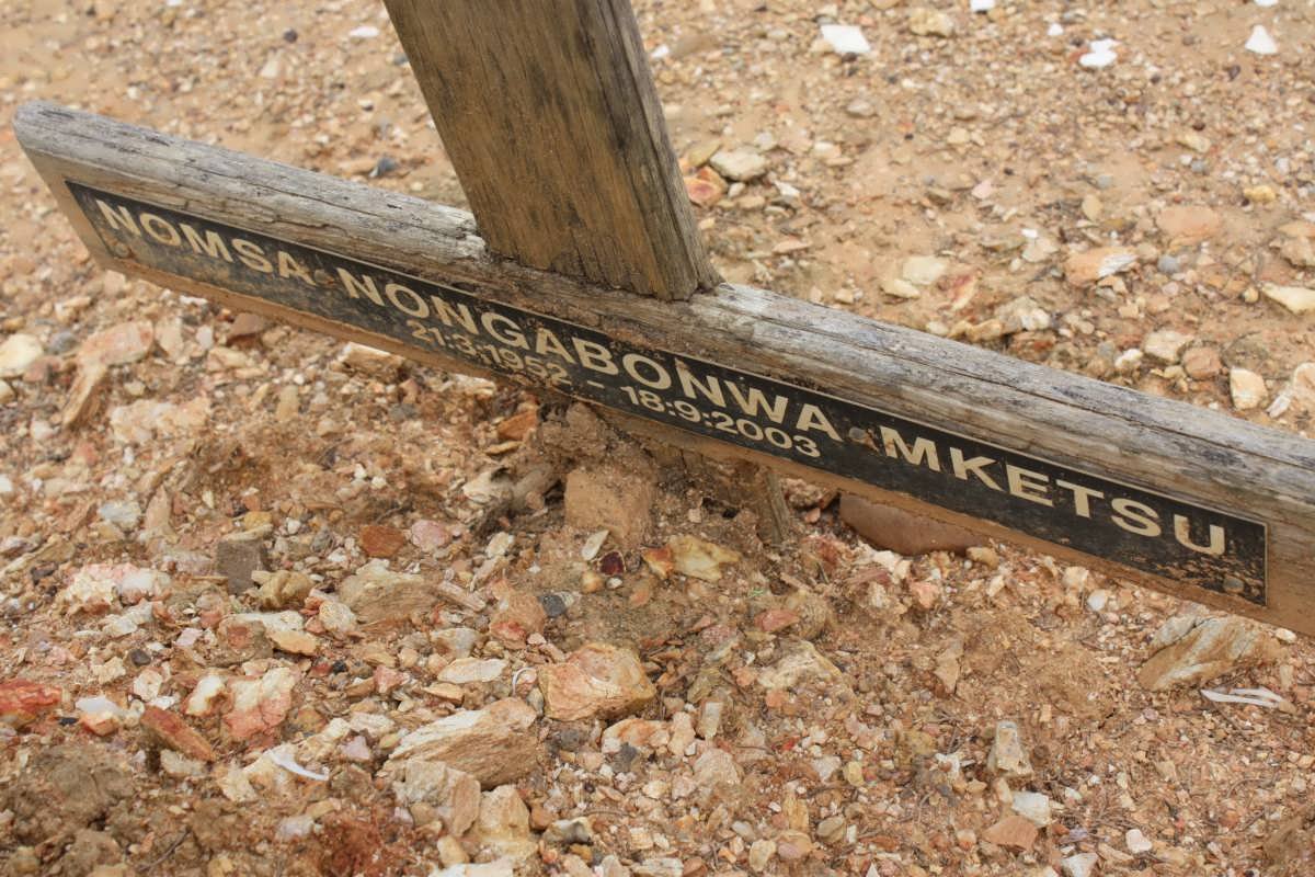 MKETSU Nomsa Nongabonwa 1952-2003