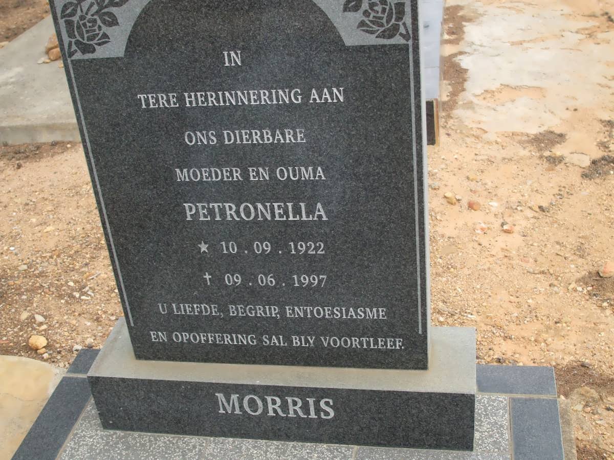 MORRIS Petronella 1922-1997