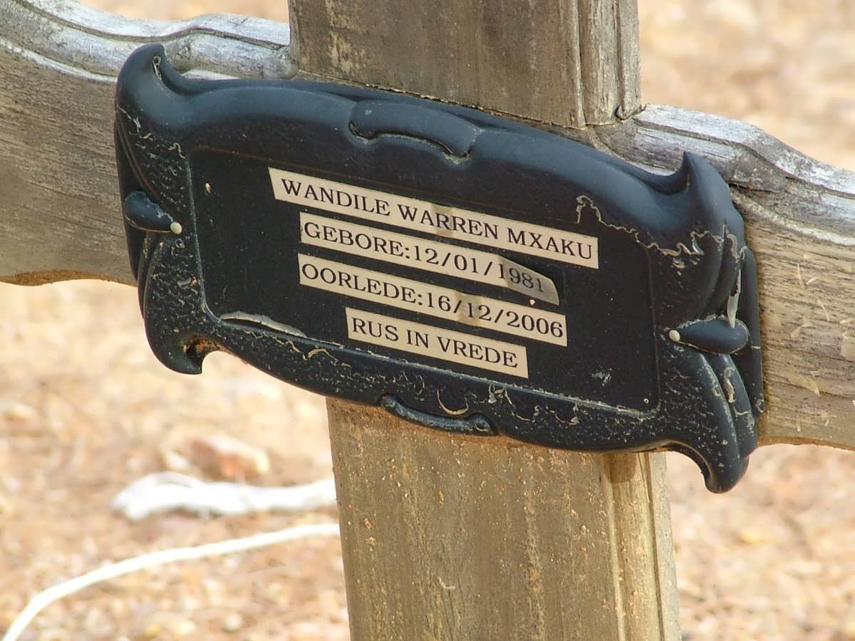 MXAKU Wandile Warren 1981-2006