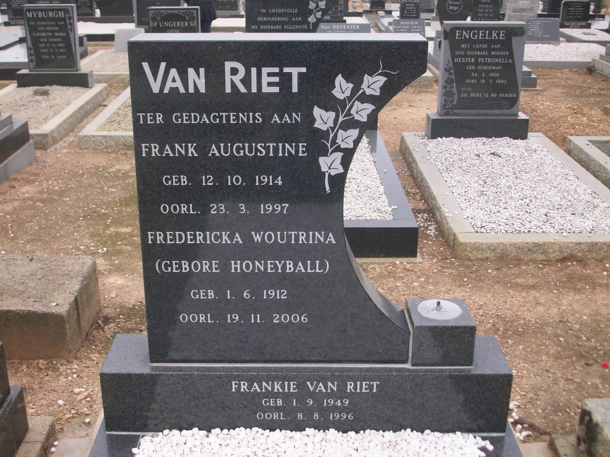 RIET Frank Augustine, van 1914-1997 &amp; Fredericka Woutrina HONEYBALL 1912-2006 :: VAN RIET Frankie 1949-1996