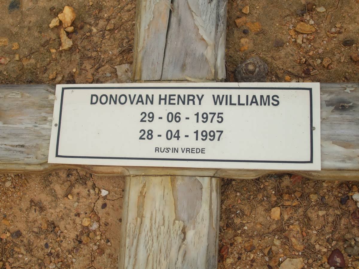 WILLIAMS Donovan Henry 1975-1997