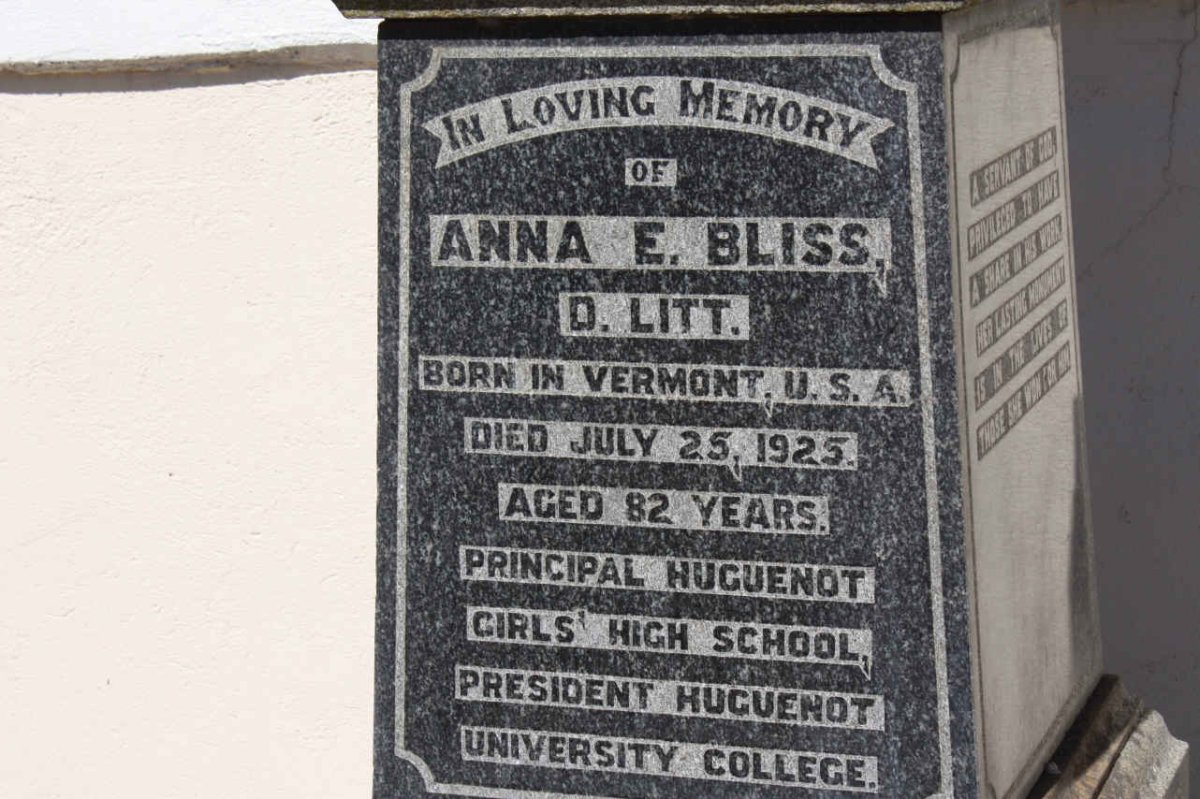 BLISS Anna E. -1925