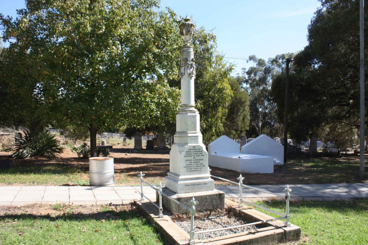 ROSSOUW Daniel C. 1827-1872 &amp; Hester C. JOUBERT 1835-1905