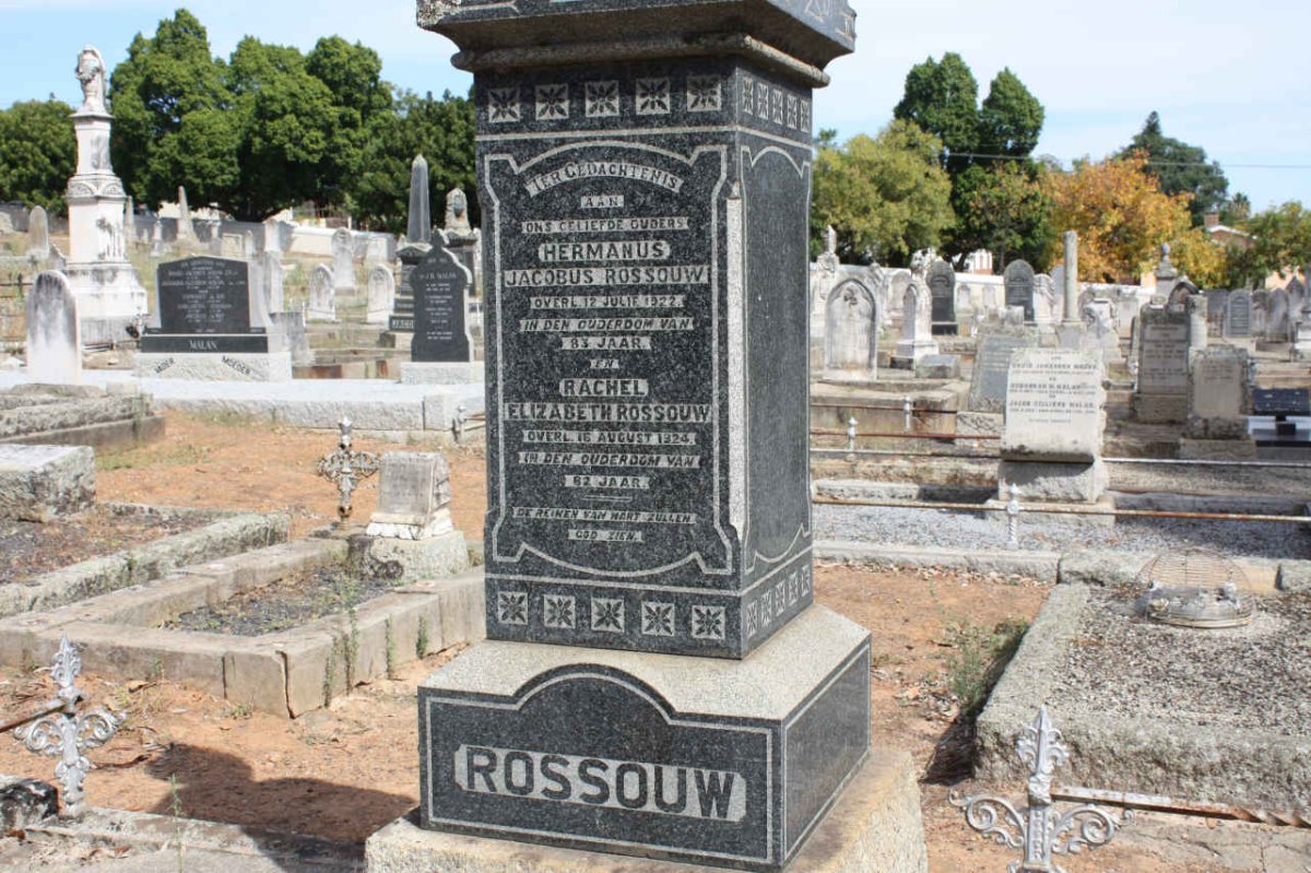 ROSSOUW Hermanus Jacobus -1922 &amp; Rachel Elizabeth -1924