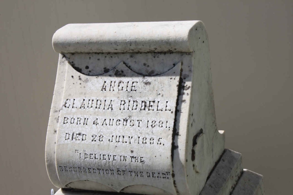 RIDDELL Angie Claudia 1881-1835