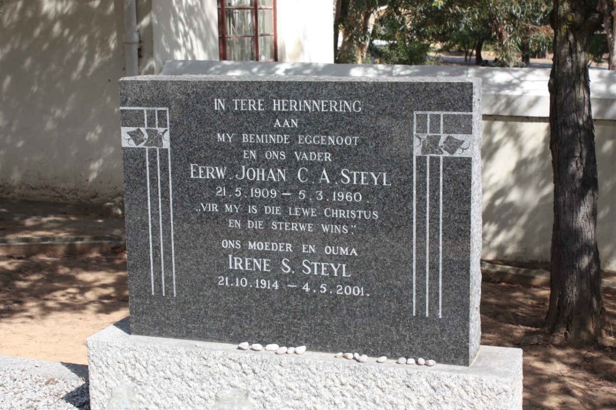 STEYL Johan C.A. 1909-1960 &amp; Irene S. 1914-2001