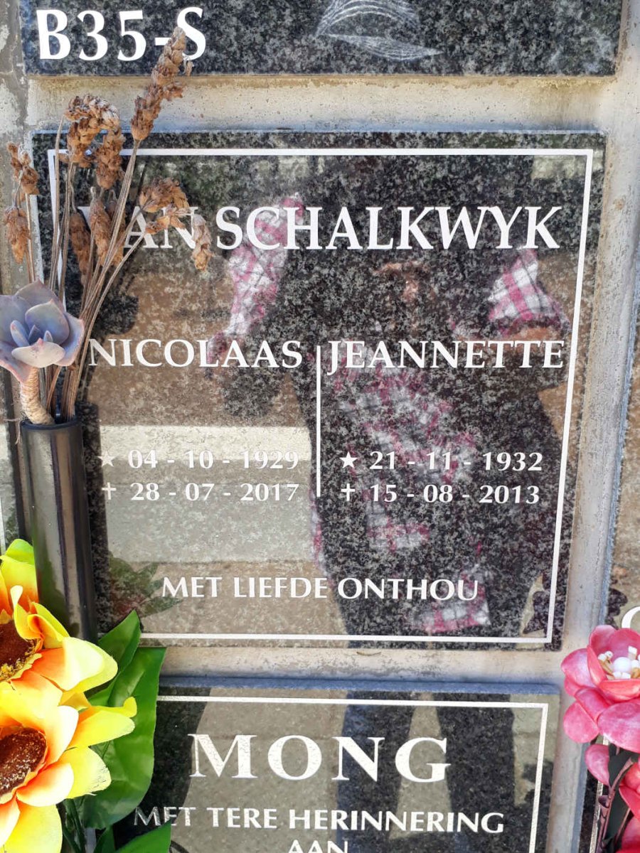 SCHALKWYK Nicolaas, van 1929-2017 &amp; Jeannette 1932-2013
