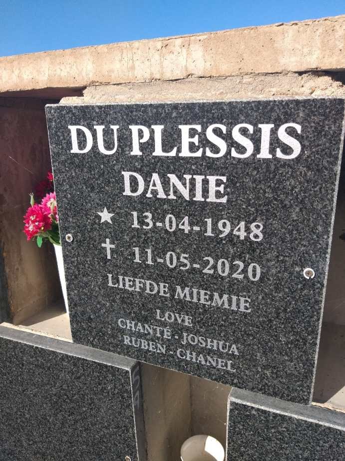 PLESSIS Danie, du 1948-2020