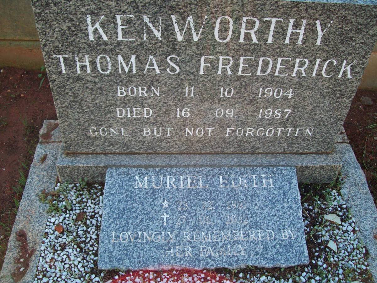 KENWORTHY Thomas Frederick 1904-1987 &amp; Muriel Edit 1916-2002