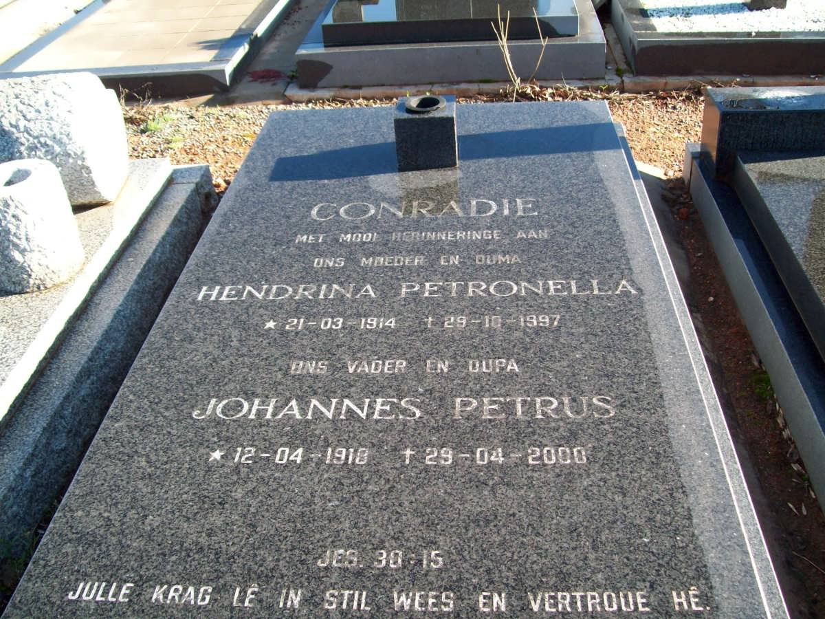 CONRADIE Johannes Petrus 1918-2000 &amp; Hendrina Petronella 1914-1997
