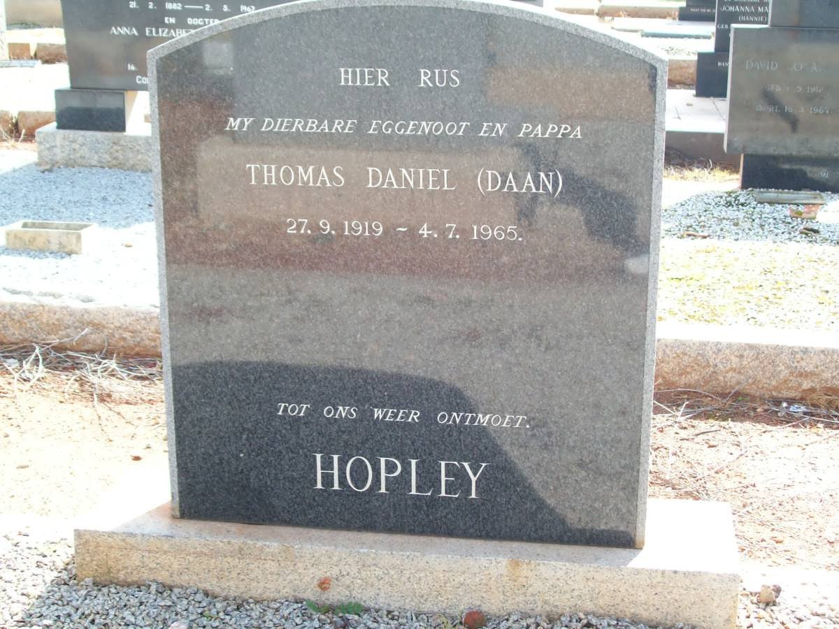 HOPLEY Thomas Daniel 1919-965