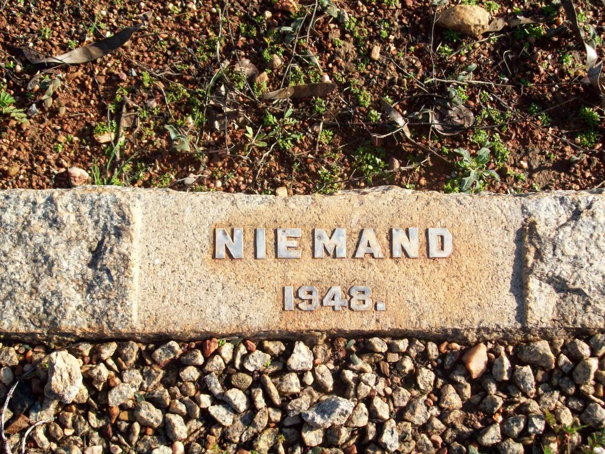 NIEMAND -1948