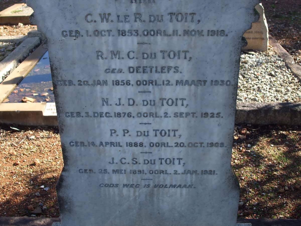 TOIT C.W. le R. 1853-1918 &amp; R.M.C. DEETLEFS 1856-1930
