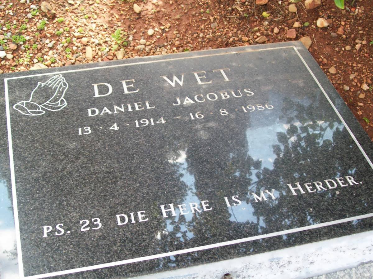 WET Daniel Jacobus, de 1914-1986