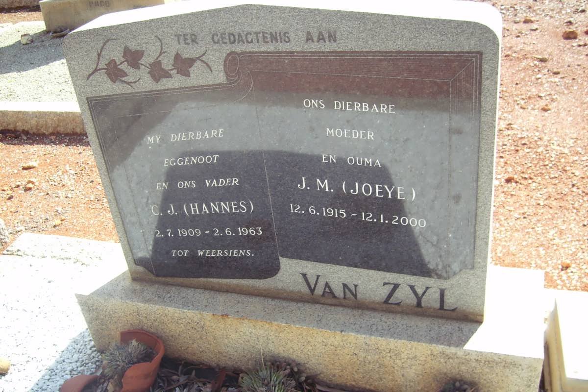 ZYL c.J. 1909-1963 &amp; J.M. 1915-2000