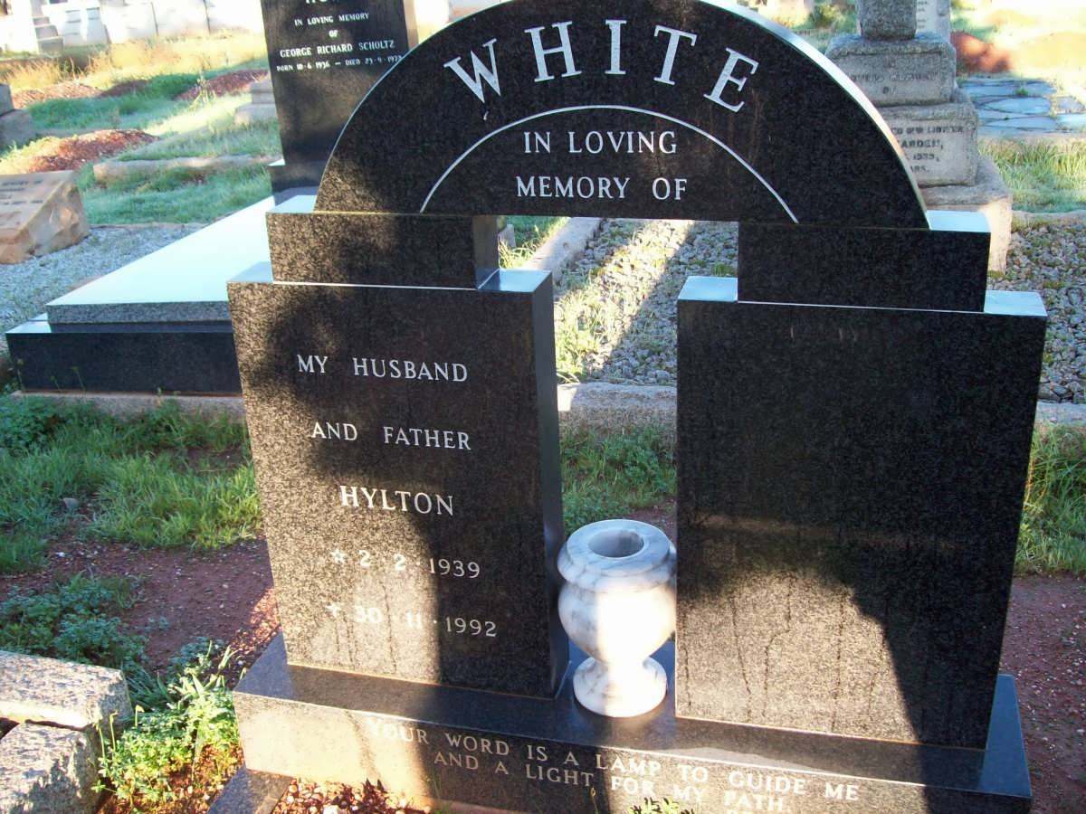 WHITE Hylton 1939-1992