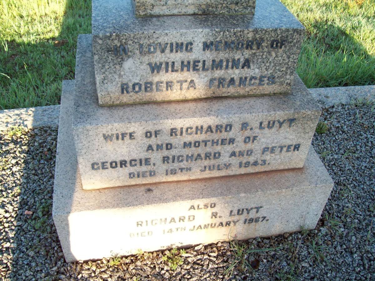 LUYT Wilhelmina Roberta Frances -1943 :: LUYT Richard R. -1967