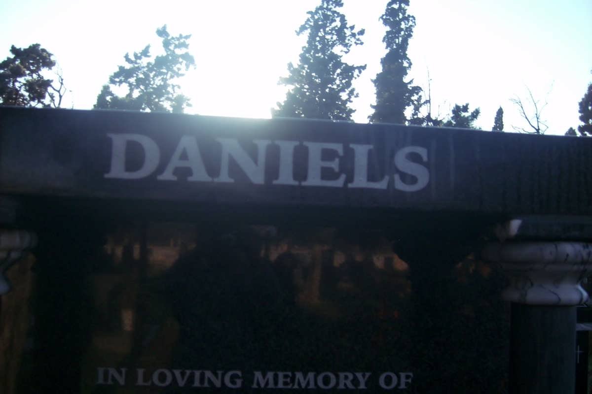 DANIELS Woodrow Shaun 1969-2002