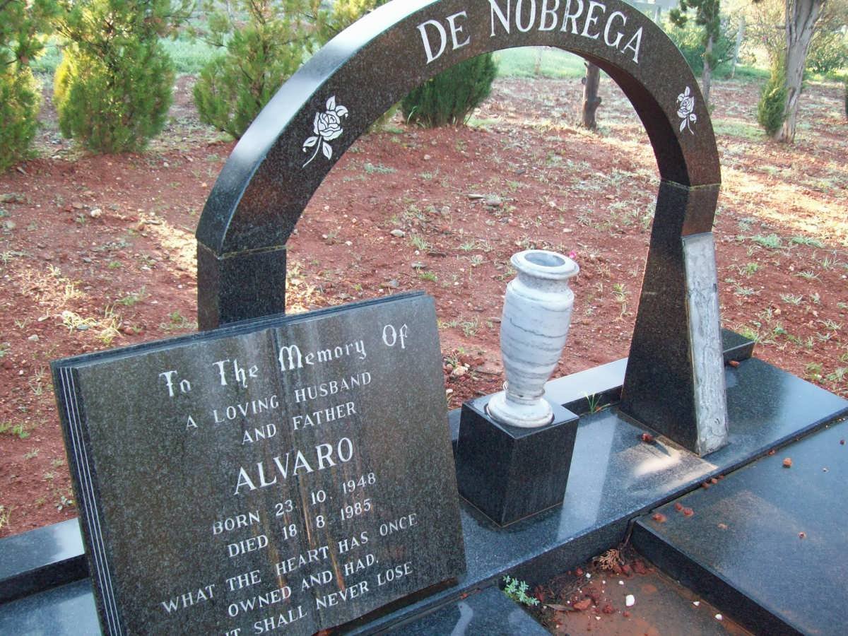 NOBREGA Alvaro, de 1948-1985