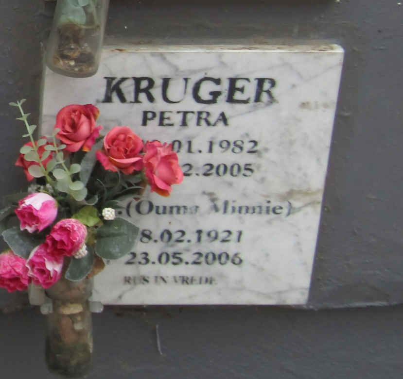 KRUGER Minnie 1921-2006 & Petra 1982-2005