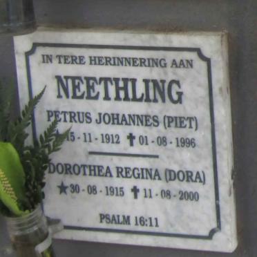 NEETHLING Petrus Johannes 1912-1996 & Dorothea Regina 1915-2000