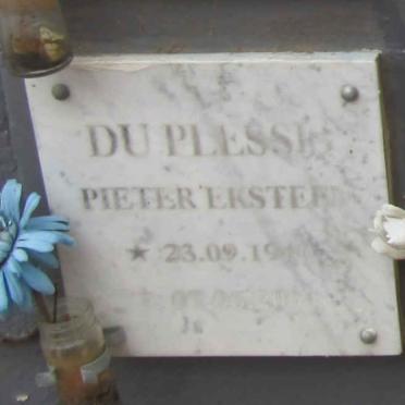 PLESSIS Pieter Eksteen, du 1940-2004