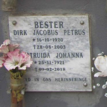 BESTER Dirk Jacobus Petrus 1920-2003 & Gertruida Johanna 1921-2018