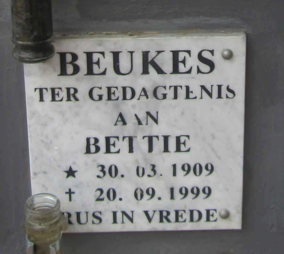 BEUKES Bettie 1909-1999