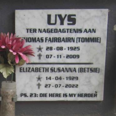 UYS Thomas Fairbairn 1925-2009 & Elizabeth Susanna 1929-2022
