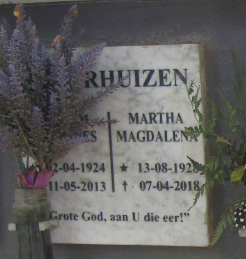 ?RHUIZEN ? 1924-2013 & Martha Magdalena 1928-2018