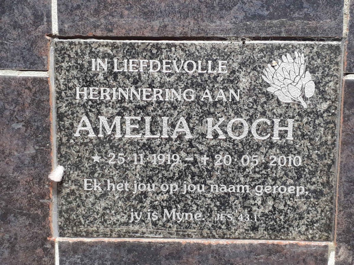 KOCH Amelia 1919-2010