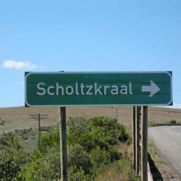 Western Cape, RIVERSDALE district, Albertinia, Schols Kraal 315, Scholtzkraal, farm cemetery