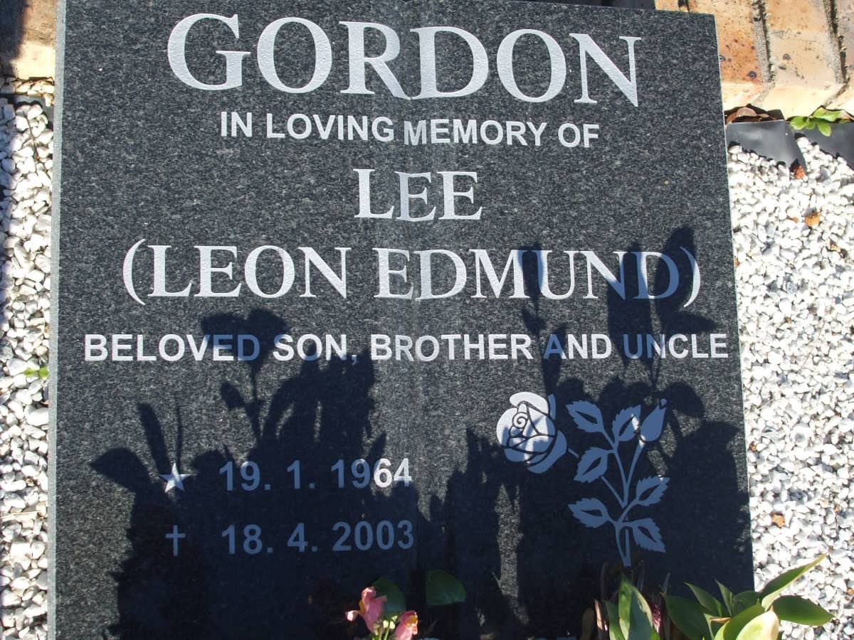 GORDON Leon Edmund 1964-2003