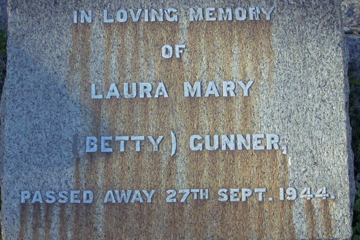 GUNNER Laura Mary -1944