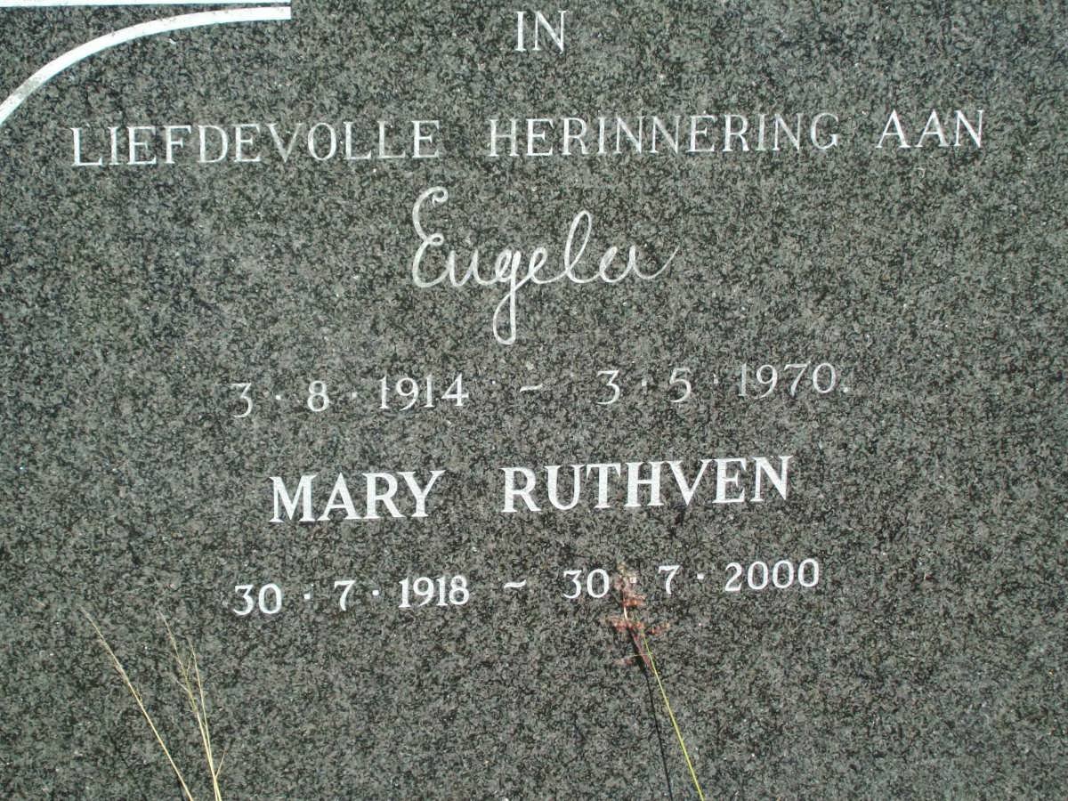 HUYSSTEEN Engela, van 1914-1970 :: VAN HUYSSTEEN Mary Ruthven 1918-2000