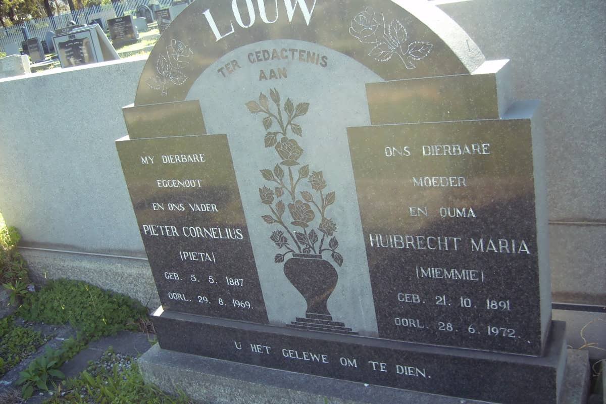 LOUW Pieter Cornelius 1887-1969 &amp; Huibrecht Maria 1891-1972