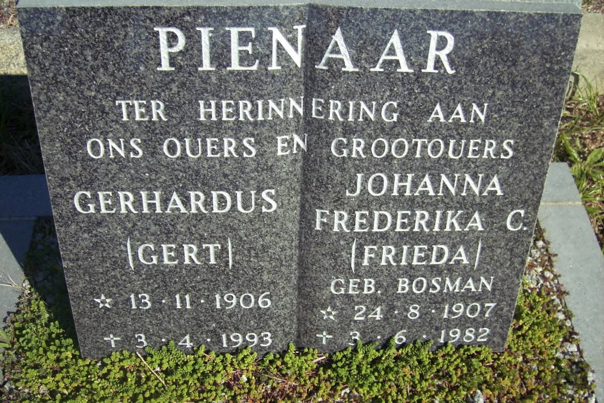 PIENAAR Gerhardus 1906-1993 &amp; Johanna Frederika C. BOSMAN 1907-1982