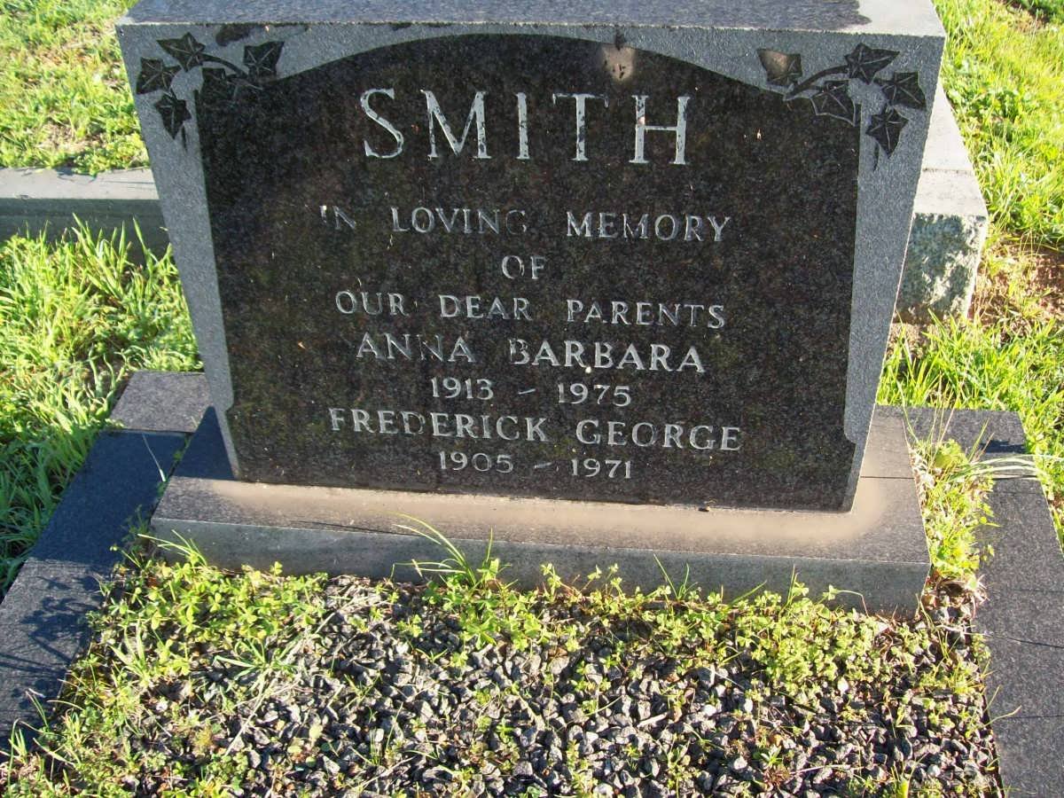 SMITH Frederick George 1905-1971 &amp; Anna Barbara 1913-1975