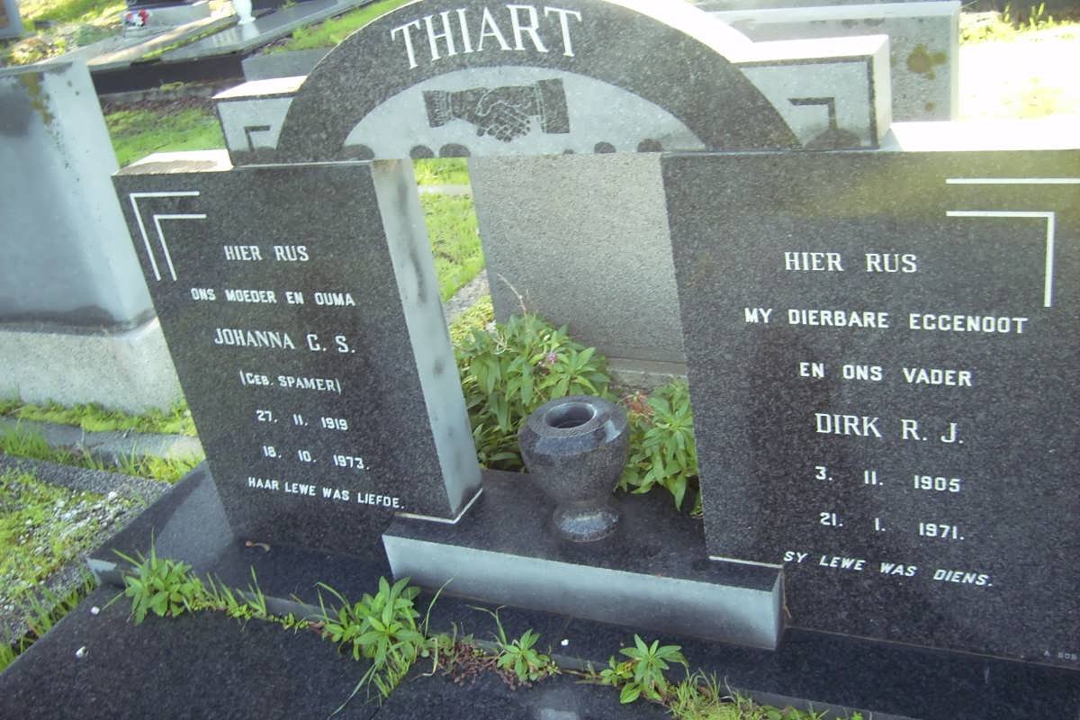 THIART Dirk R.J. 1905-1971 &amp; Johanna G.S. 1919-1973
